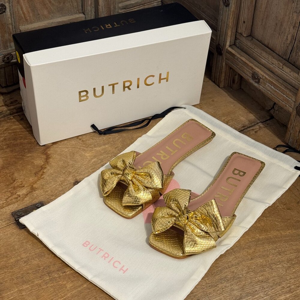 Butrich Alina Textured Gold Leather Bow Flat Sandals Size 36